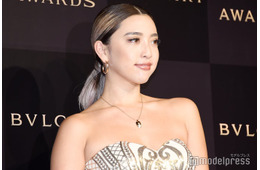 植野有砂、息子を初顔出し 初宮参りショットに反響「可愛すぎる」「素敵な家族」