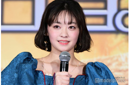 吉柳咲良、曲線美際立つドレス姿に反響「スタイル抜群」「マーメイドみたいで素敵」