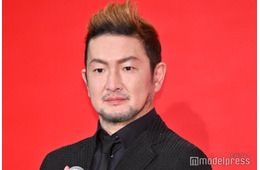 中村獅童、次男の誕生日会で親子3ショット披露 前田愛・浅野忠信ら豪華芸能人も祝福「お兄ちゃまになってる」