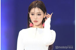 第1子妊娠中のせいせい、臨月のふっくらお腹披露「大きくなってる」「超絶綺麗」の声