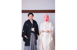 ニッポンの社長・ケツ、結婚発表 夫婦ショットも公開「夫婦生活はおしりのように山あり谷ありと聞きます」