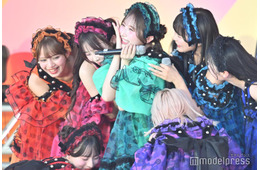 CANDY TUNE、3年目で念願の「HOT STAGE」登場 代表曲「倍倍FIGHT！」で一体感【TIF2025】