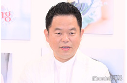 ダイアンの津田篤宏、自宅の巨大プールで平泳ぎ 設置動画公開で「こんなお父さんいたら最高」「憧れる」と反響