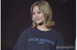 「今日好き」上ノ堀結愛、美脚際立つミニ丈私服「脚が綺麗」「見惚れる」の声