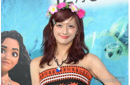 しなこ、“ワガママプリンセス風”コーデで雰囲気ガラリ「ロリータ似合い過ぎ」「お人形さんみたい」