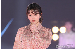 新田さちか、変形SEXY水着で抜群スタイル披露「ゴージャス」「色気がすごい」と反響