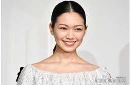 【略歴】メイプル超合金・カズレーザーと電撃結婚の二階堂ふみ、大河・朝ドラ・日アカ受賞…女優としての存在感放つ  作家＆写真家の顔も