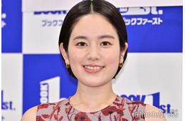 筧美和子、美背中のぞくワンピース姿披露「可愛い着こなし」「似合ってる」の声