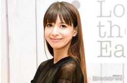 ハワイ在住→親子で沖縄留学中の吉川ひなの、子どもたちと海遊び「可愛らしい後ろ姿」「景色が綺麗」の声