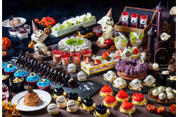 「ハロウィーン＆シャインマスカットスイーツブッフェ」池袋で開催、墓場ショコラやお化けバウムなど