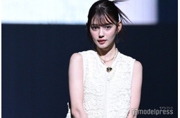 理科大卒モデル村上愛花、4年ぶり新ヘアにイメチェン「似合ってる」「印象変わる」