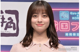 橋本環奈、膝上ミニワンピで美脚スラリ「全てが憧れ」「さすがの着こなし」と反響