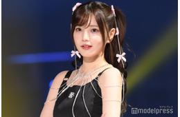 美人YouTuber、ノースリコーデで美肌全開 くるみちゃんヘアにも反響「着こなしオシャレ」「アレンジ上手」の声