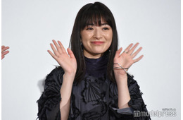 「ちはやふる」で話題・優希美青、美背中＆美肩際立つドレス姿「笑顔可愛すぎ」「華奢で可憐」と反響