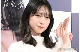 日向坂46金村美玖、小坂菜緒とのWセンター新曲MVロケは体調不良だった「声が出ないぐらい」「咳き込みを我慢しながら」