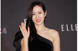 「愛の不時着」ソン・イェジン、エレガントドレスで大胆美背中「美しすぎる」「女神のよう」と反響
