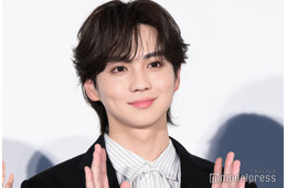THE RAMPAGE吉野北人、タトゥーシールまみれの上裸姿にファン悶絶「セクシーすぎる」「心臓に悪い」