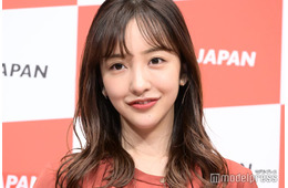板野友美、新車公開 こだわりの内装＆運転姿に「憧れる」「オーラ半端ない」の声