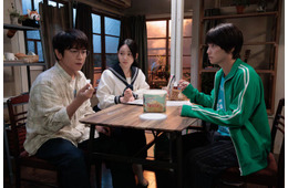 及川光博主演「ぼくたちん家」スタジオ写真一挙公開 空間づくりの“4つのポイント”美術デザイン担当が明かす