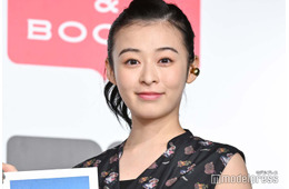 森七菜、サーフィンウェア姿で美脚スラリ「脚のライン綺麗」「素敵な笑顔」の声