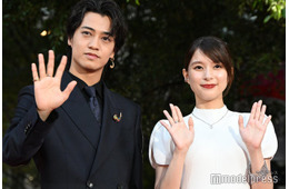 芳根京子&キンプリ高橋海人、揃ってレッドカーペット登場【第38回東京国際映画祭】