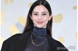 中条あやみ、ノースリーブドレス姿にファンうっとり「気品がすごい」「美しいシルエット」の声