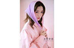 永野芽郁、2026年カレンダー決定「来年もファンの皆さんと共に」“感謝”カタチにした1冊