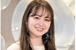 “産後20kg減”話題のゆうこす、生後7ヶ月息子を連れて仕事へ ベビーカーショットに「むちむちのおてて愛おしい」「可愛すぎる」の声