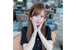 元モデルすすきのキャバ嬢・皇ゆりのが明かすノーファンデの秘訣…合わないデパコスから変更＆2年間愛用している下地とは【モデルプレスインタビュー】