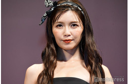 AAA宇野実彩子、美脚輝くミニワンピ姿 産後の抜群スタイルに注目集まる「憧れの体型」「眼福」