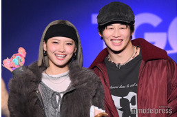 フォーエイト48あみか＆アマリザカップル、猫耳姿で密着 4年記念日報告に「顔似てきた」「ずっと仲良しでいて」の声