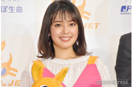 矢作穂香、ケアンズでの幼少期ショット公開 20年越しのビフォーアフターに「ずっと可愛い」「面影ある」と反響