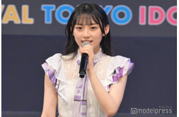 乃木坂46川崎桜「乃木坂では珍しい」美スタイル際立つ衣装姿に絶賛の声「新鮮」「ゴージャスで似合う」