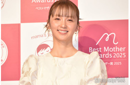 Dream Ami、シースルー衣装＆トナカイ耳姿に絶賛の声「スタイル良い」「クリスマス感あって可愛い」