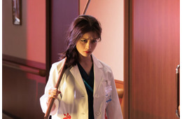 橋本環奈、役との共通点に「私のこと言っているのかな」吉田鋼太郎は“最高の親父”【「ヤンドク！」インタビュー】