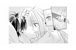 酔った勢いで告白！暗い寝室で転んでしまい、うっかりキス!?【間違いから恋になるのはアリですか？ #５】