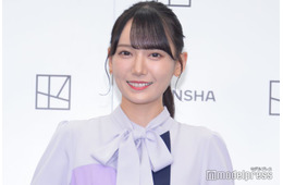 ≠ME鈴木瞳美、ショーパン✕ニーハイで美脚披露 ポニテ清楚コーデに「上品」「すべてが完璧」と反響