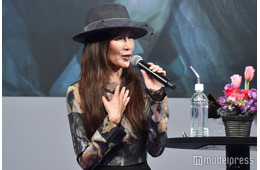 工藤静香「私じゃん」若い頃の母公開 ファンも驚き「まるで同一人物」「遺伝子強すぎ」