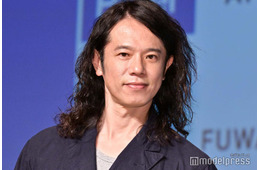 庄司智春「25年前ぐらい」過去ショット公開 人気芸人からの誕プレにも反響「若い頃もかっこいい」「奥さんの名前入ってるの素敵」