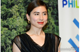 第2子妊娠中のラブリ、ふっくらお腹のマタニティ姿公開「母の表情」「神々しい美しさ」と反響