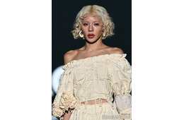 とうあ、美脚＆デコルテ全開 淡色オフショルコーデで神秘オーラ纏う「天使みたいじゃないですか？」【TGCあいち・なごや2026】