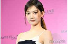 aespaニンニン、美肌輝く着崩しコーデに視線集中「うっとりするほど美しい」「絵画のよう」