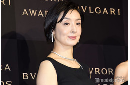 草刈民代、夫顔出し 30年前の和服ウエディングフォト公開「理想のご夫婦」「変わらない美しさ」の声