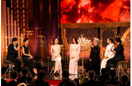 広瀬すず、レッドカーペット登場の裏側告白 リードした人物とは「打ち合わせて頑張りました」【第49回日本アカデミー賞】