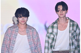 WILD BLUE宮武颯＆鈴陽向、チェックシャツでお揃い「クール系で歩いて来たかと思えば」「リムレスセクシー」の声【TGC2026 S/S】