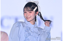 櫻坂46守屋麗奈、春の装いで華やかオーラ 三つ編みヘアアピールが可愛い【TGC2026 S/S】