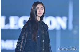 乃木坂46井上和「TGC」初登場でオーラ放出 ストレートヘアなびかせる【TGC2026 S/S】