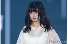 「今日好き」おひなさま（長浜広奈）美ウエストちらり「スタイル良い」「雰囲気違う」透明感溢れるホワイトコーデ【TGC2026 S/S】