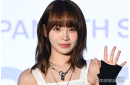 LE SSERAFIMチェウォン、デコルテライン映えるオフショルトップス姿に絶賛の声「見惚れる美しさ」「ビジュアル最強」