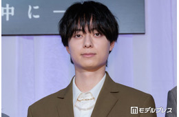 ACEes作間龍斗、麻生久美子の“学生時代の元カレ”役で「全力でキラキラしました」プリクラ撮影シーン回顧【月夜行路 ―答えは名作の中に―】